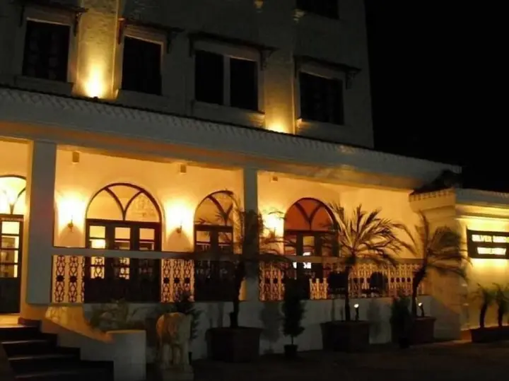 Кандолим: Silver Sands Hideaway - Beach Resorts