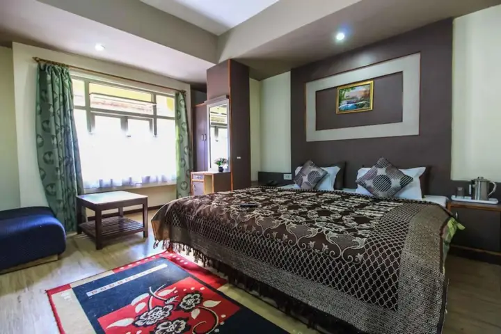 Дарджилинг: Hotel Marvel International And Resturant
