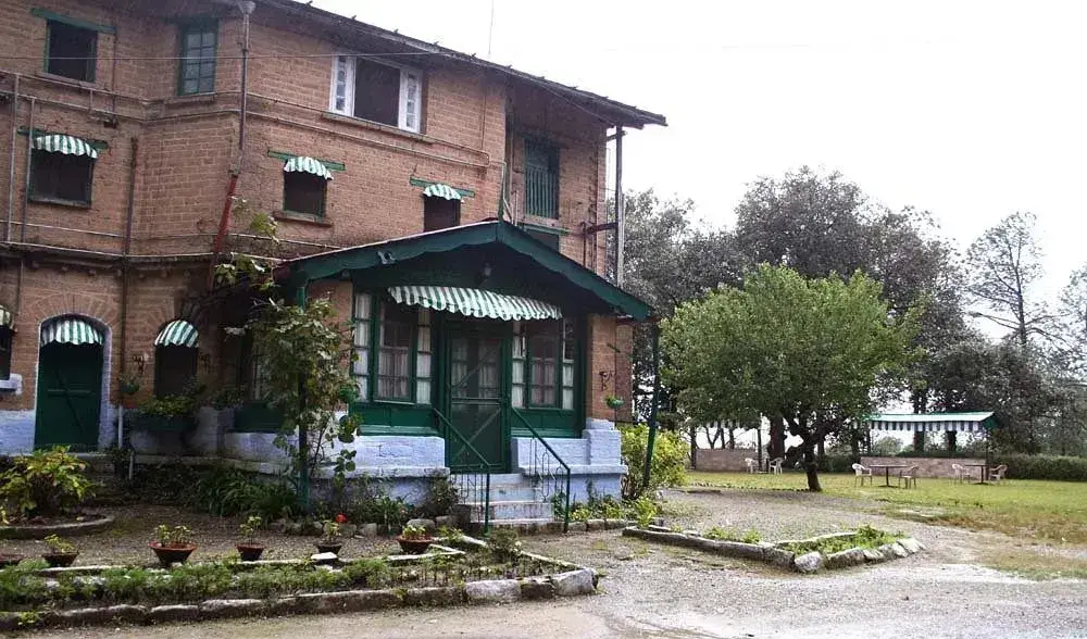 Сукха: West View