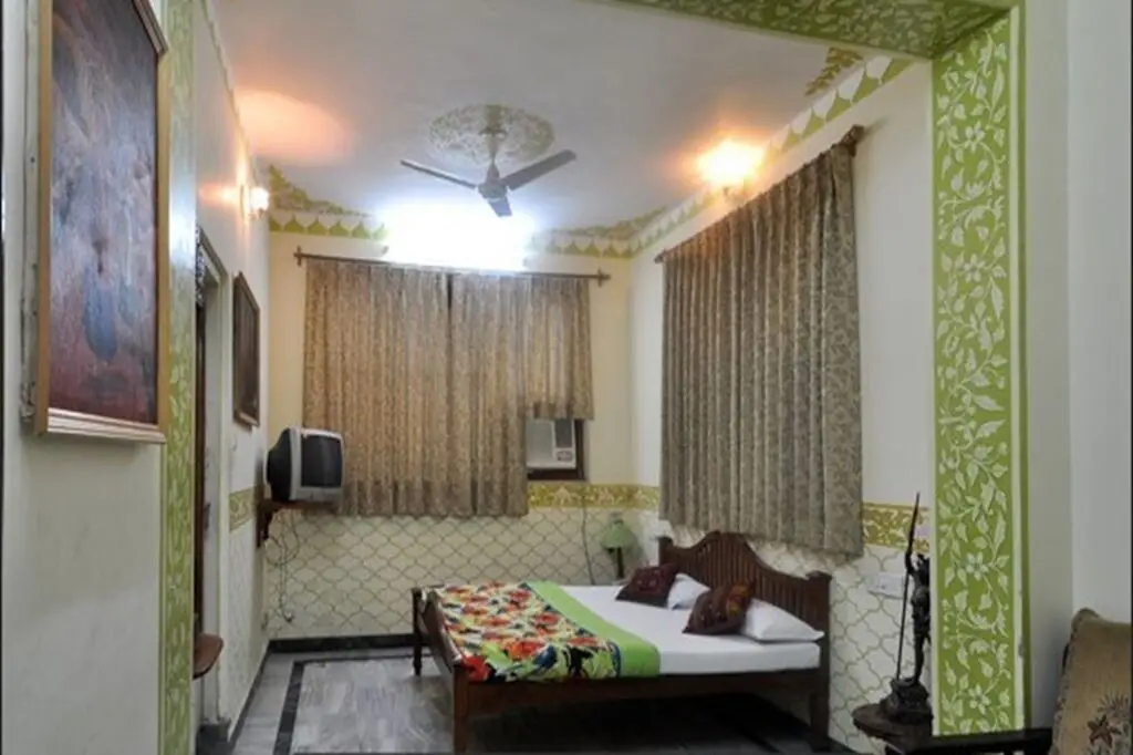Hotel Teerth Palace — фото 1