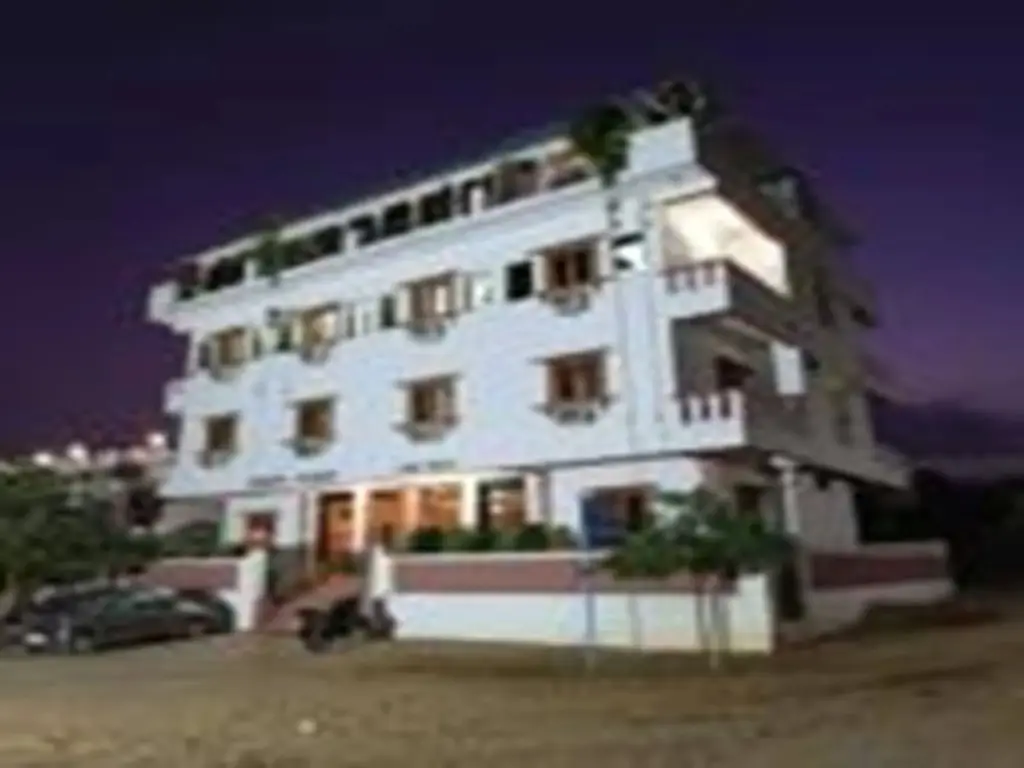 Hotel Teerth Palace — фото 1