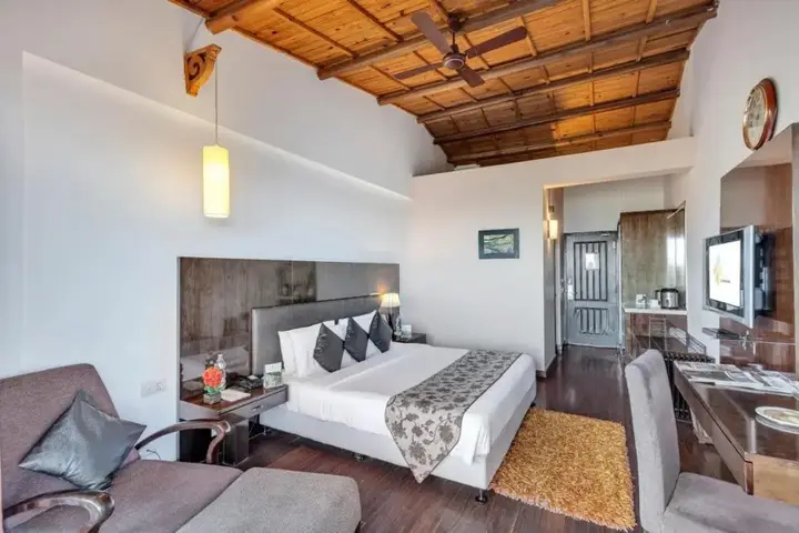 Техри: Club Mahindra Kanatal