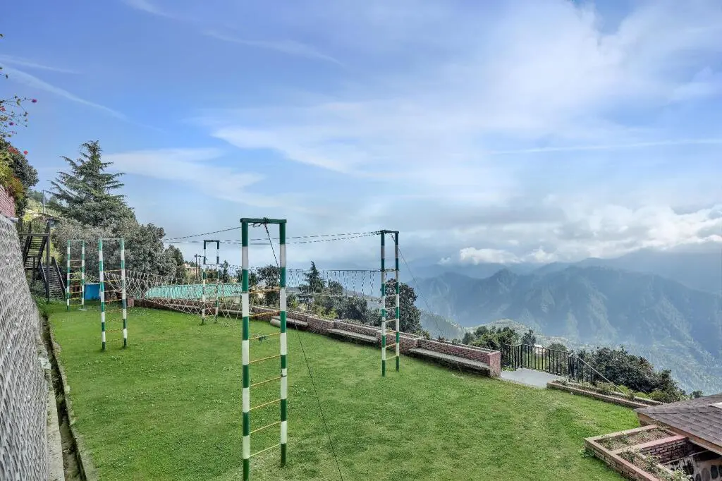 Техри: Club Mahindra Kanatal