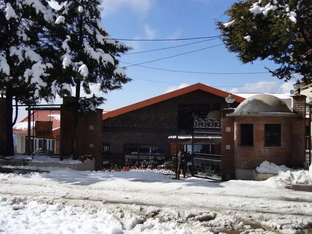 Техри: Club Mahindra Kanatal