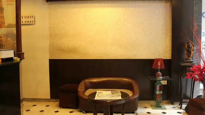 Нью-Дели: Anmol Hotels