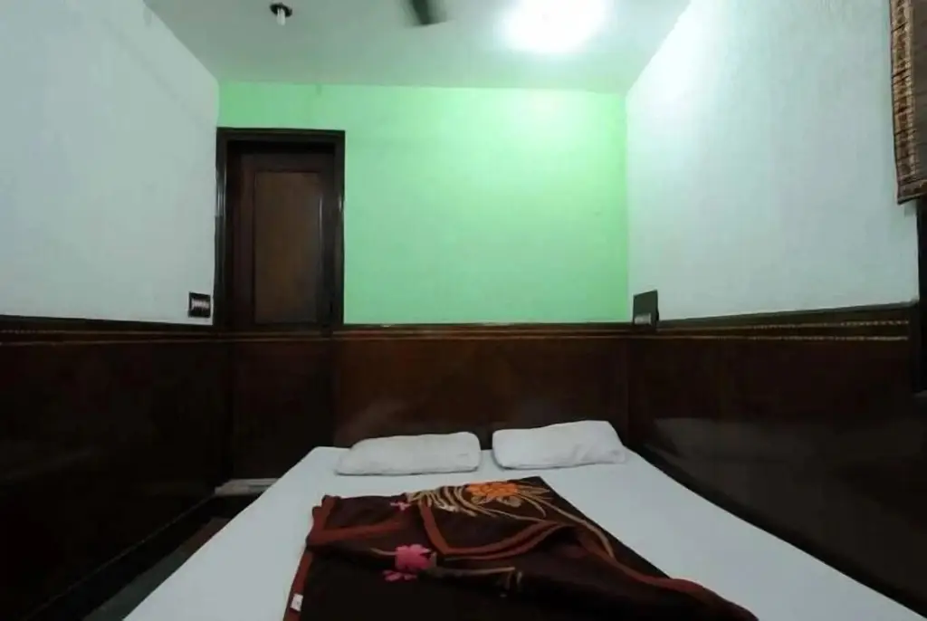 Нью-Дели: Anmol Hotels