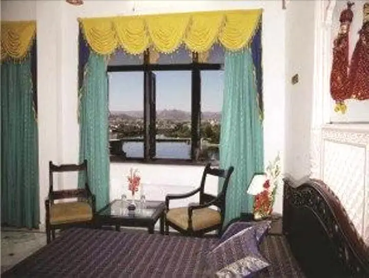 Удаипур: Hotel Hill Lake