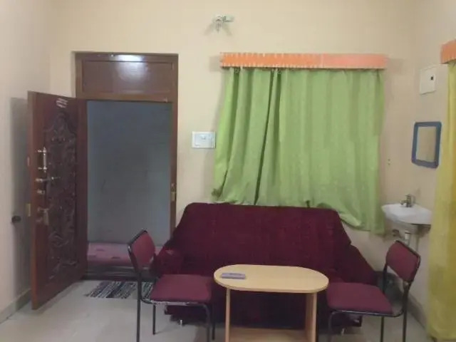 Тируваннамалай: Sri Sudharsana Residency