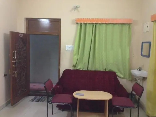 Тируваннамалай: Sri Sudharsana Residency