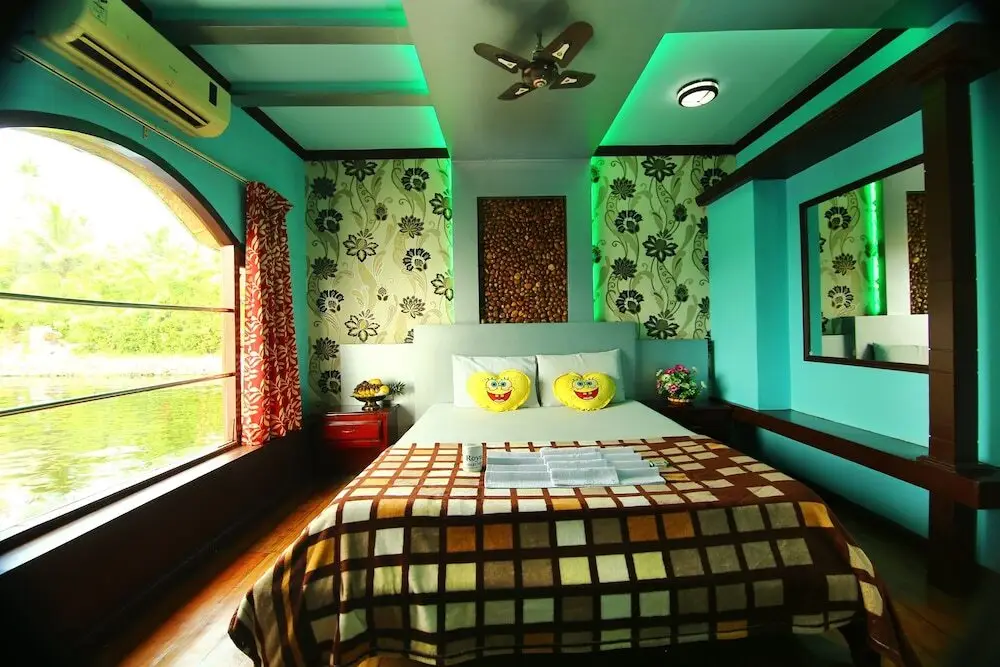 Sreekrishna Houseboat — фото 1