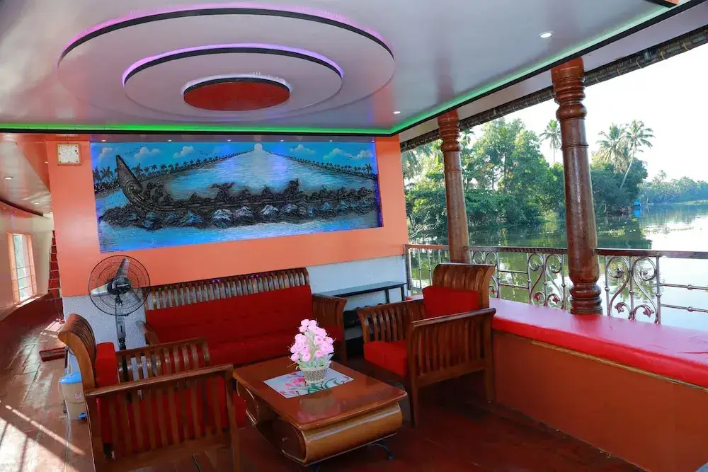 Аллеппи: Sreekrishna Houseboat