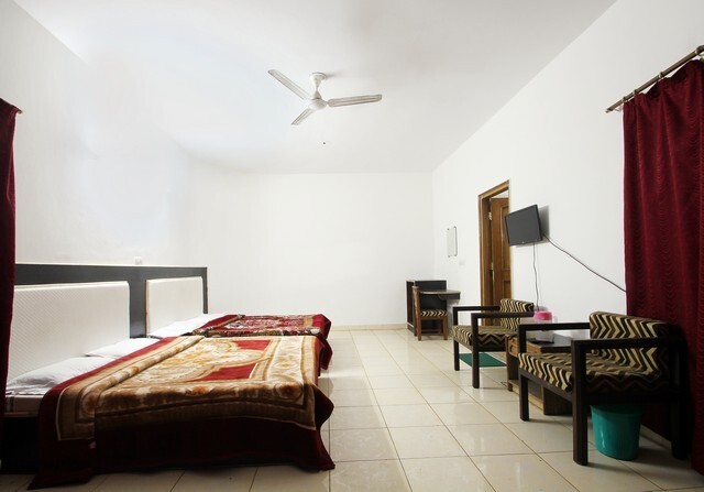 Массури: Hotel Mussoorie Midview