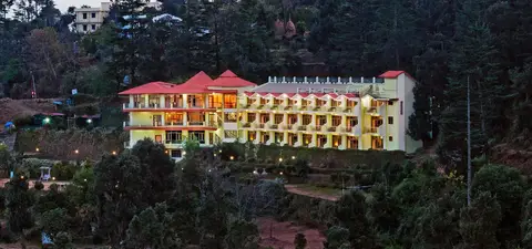 Suman Royal Resort — фото 1