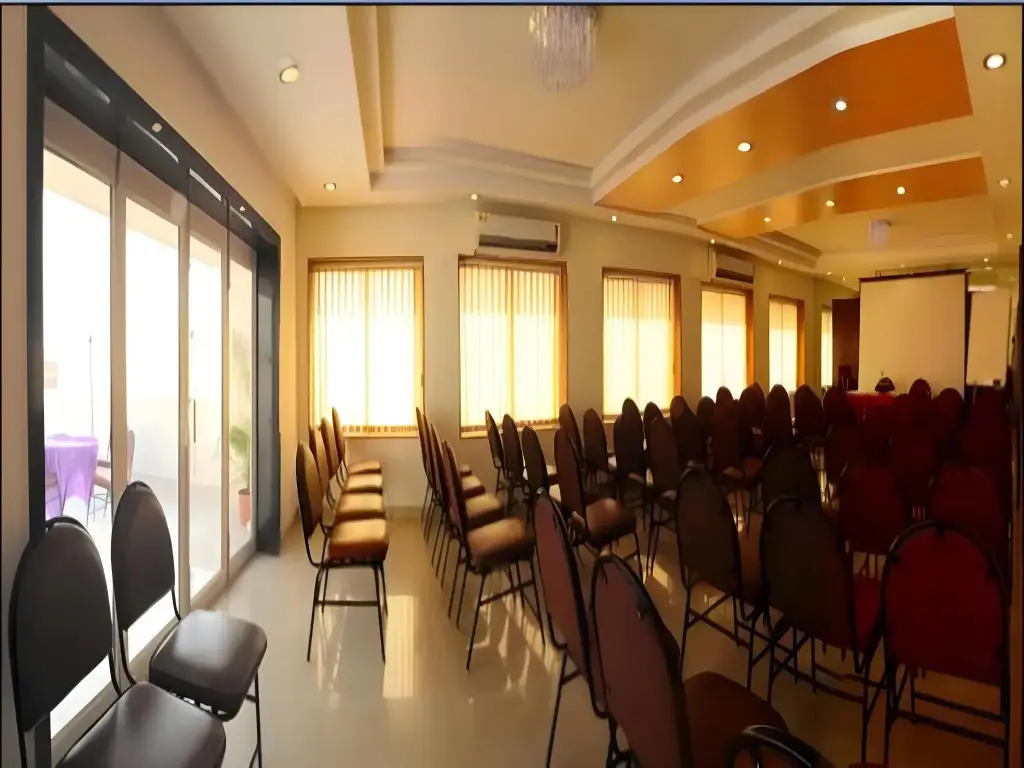 Мумбаи: Hotel Juhu Plaza