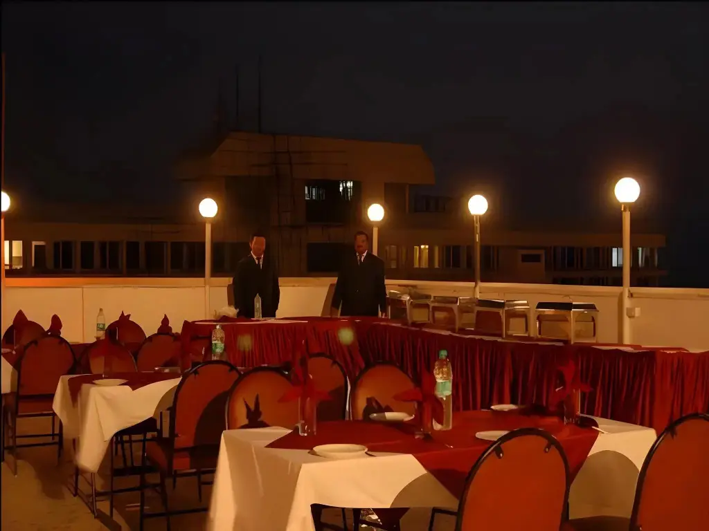 Мумбаи: Hotel Juhu Plaza