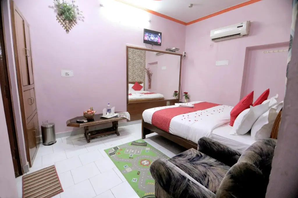 Агра: Hotel Rashmi Agra