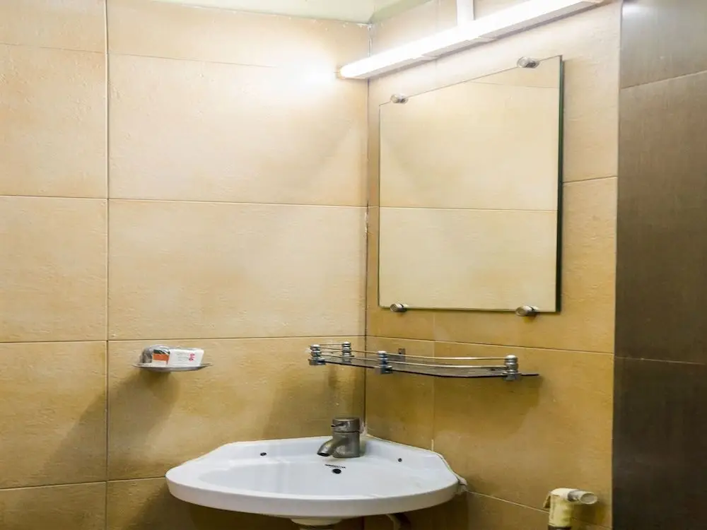 Колката: OYO 9981 Tulip Guest House