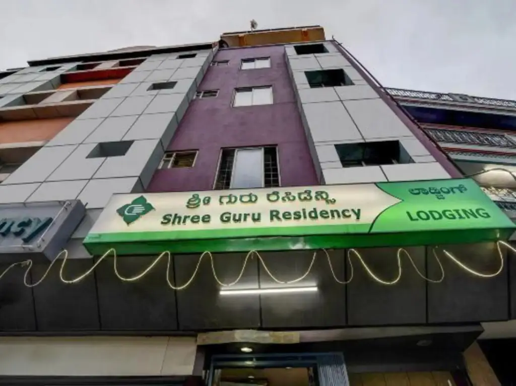 Бангалор: Shri Guru Residency