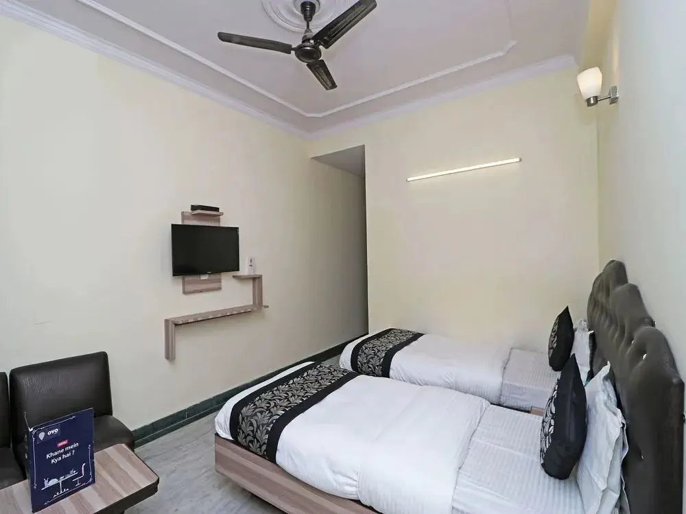 Нью-Дели: OYO 12419 Hotel Silver Shine
