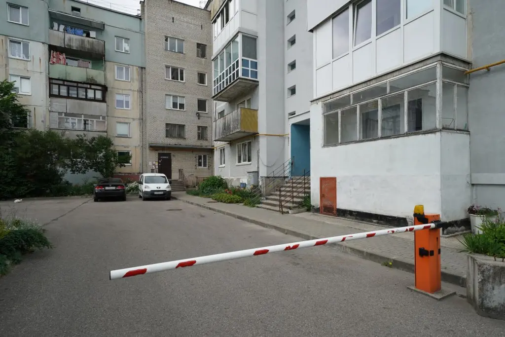 Калининград: Квартира Просторная 3-х Комнатная на Беланова
