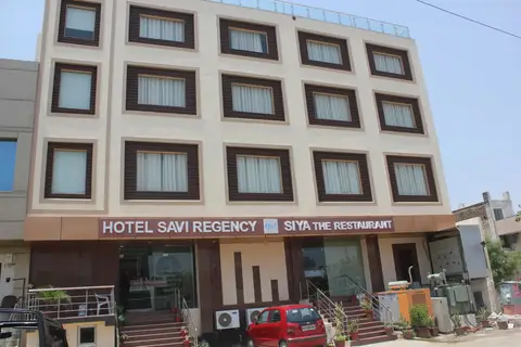 Hotel Savi Regency — фото 1