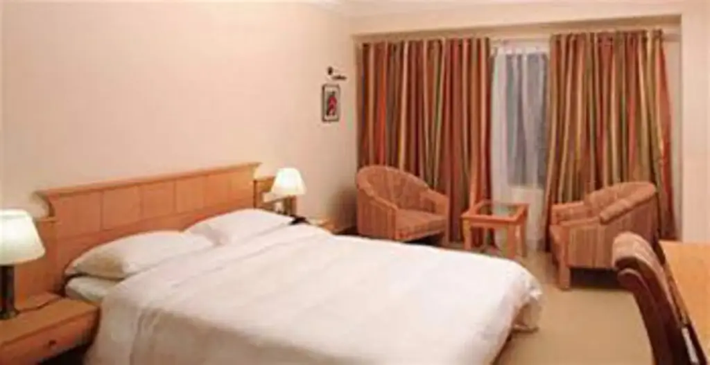 Коччи: Hotel Pearl Continental