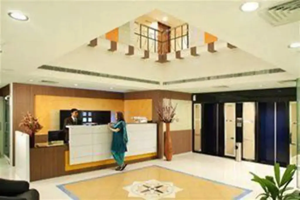 Коччи: Hotel Pearl Continental