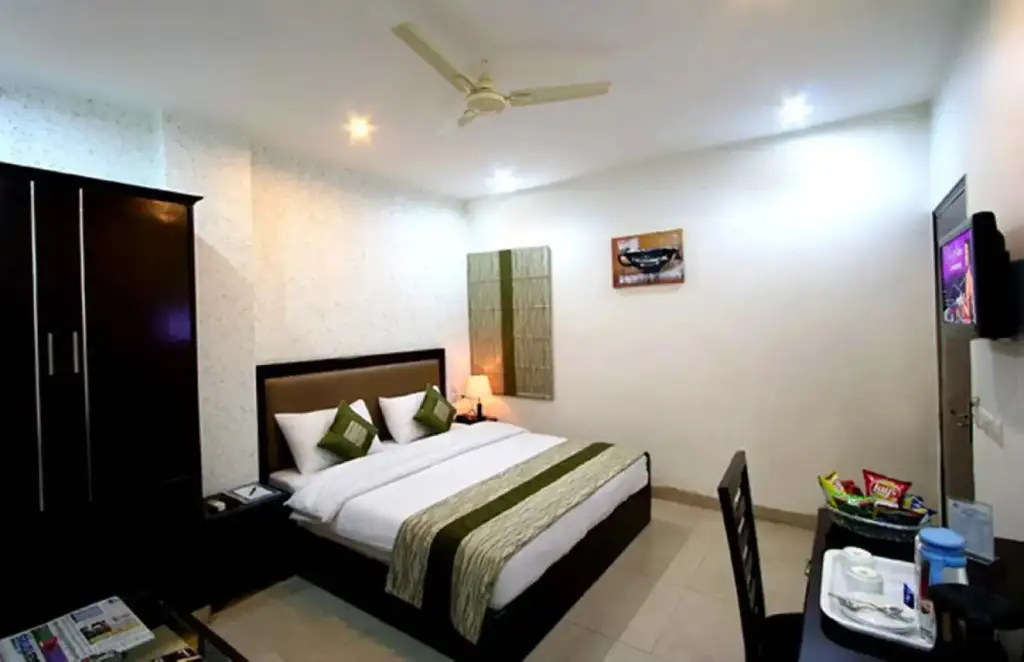 Нью-Дели: FabHotel Kingston