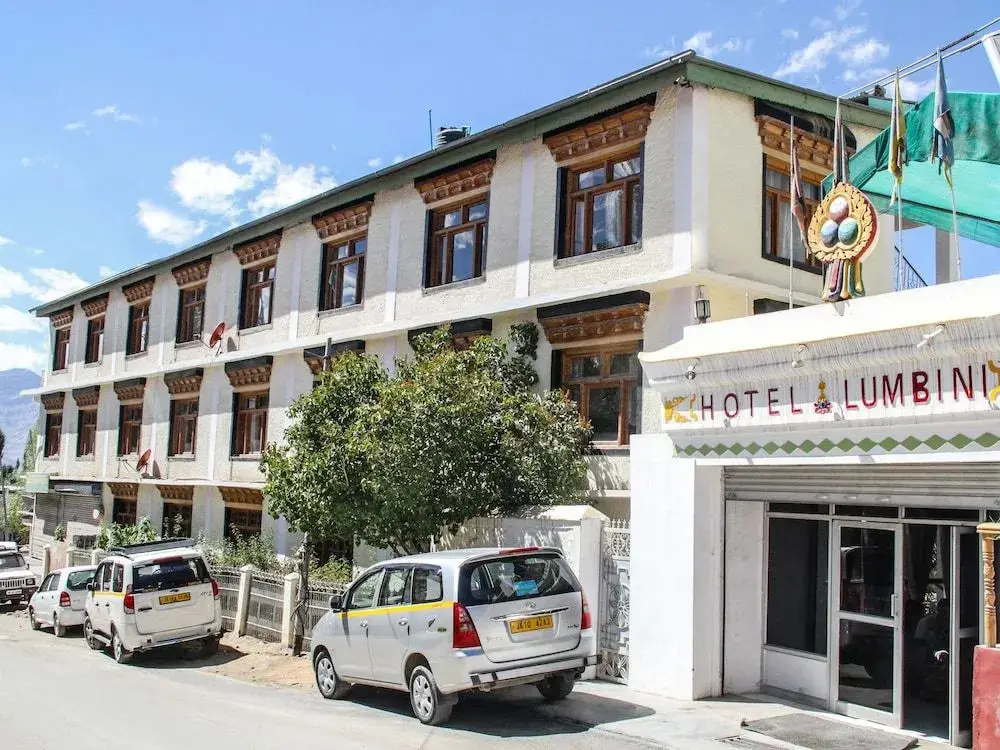 Лех: Hotel Lumbini