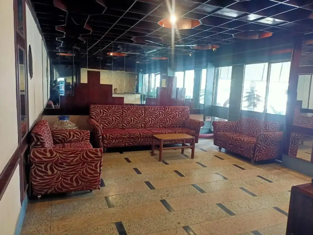 Нагпур: Hotel Skylark