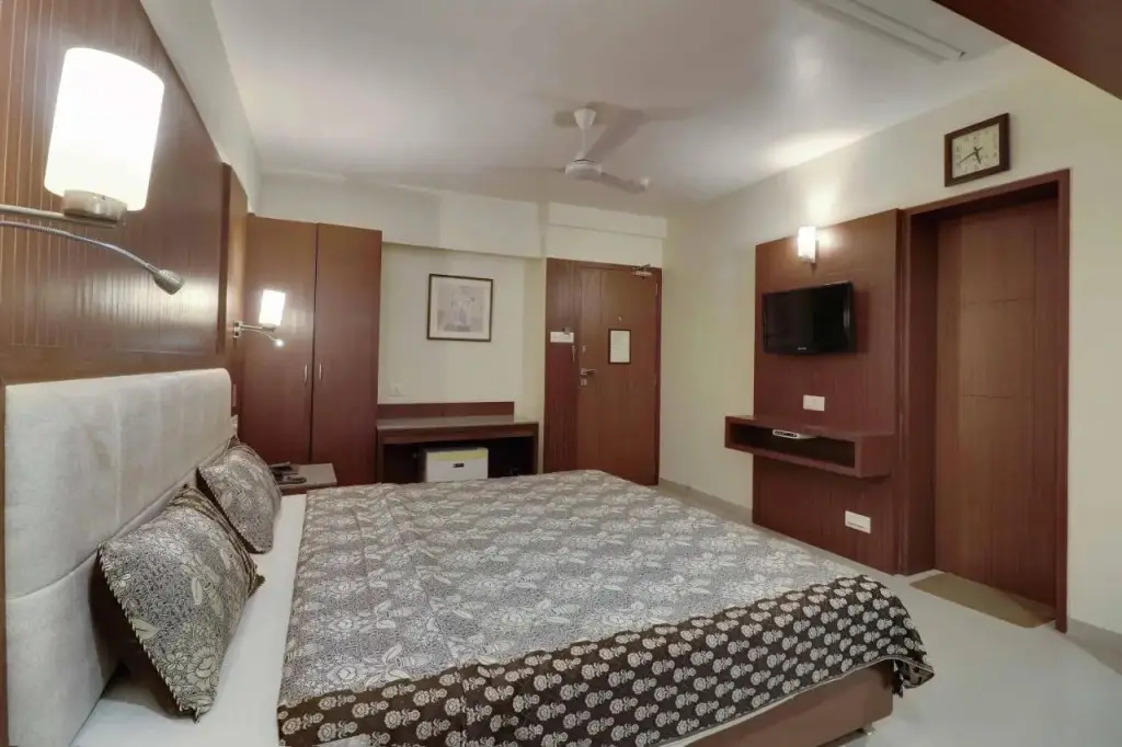 Ахмедабад: Centra Hotel