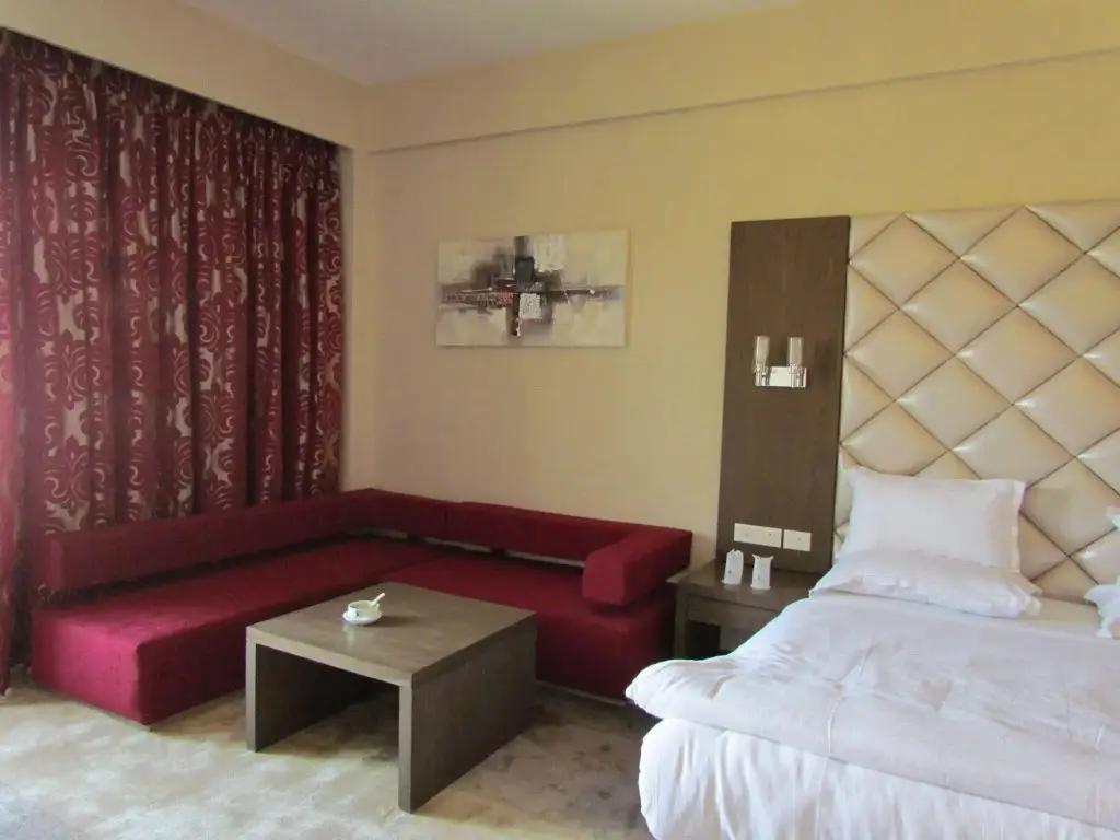 Шринагар: Hotel Pine Spring Srinagar Wazir Bagh