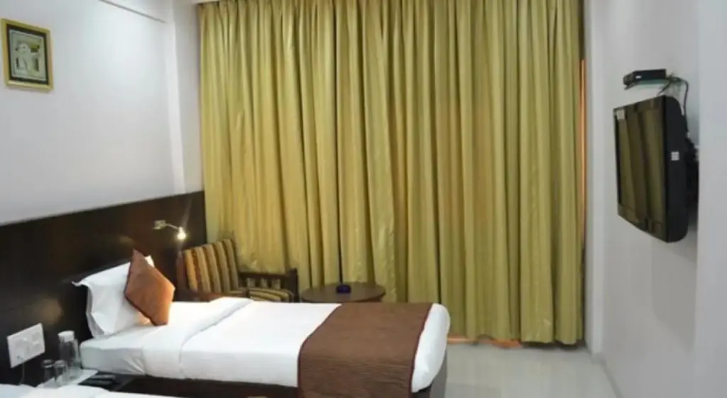 Мумбаи: The Ontime Hotel