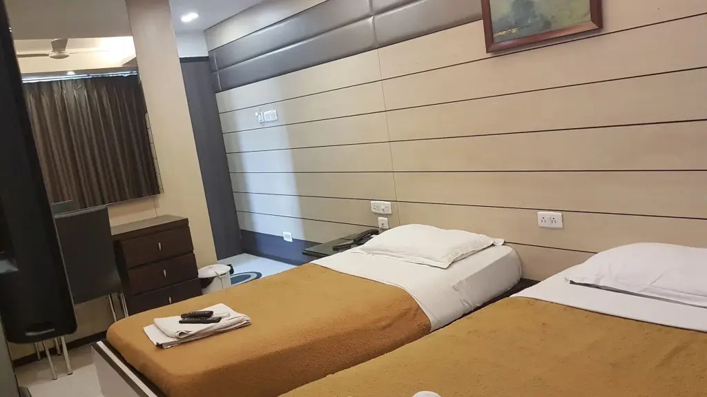 Колката: Hotel Esteem