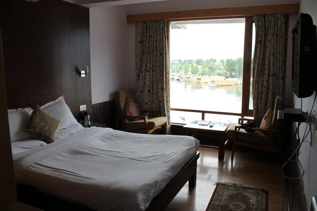 Шринагар: Hotel Imperial Lake View