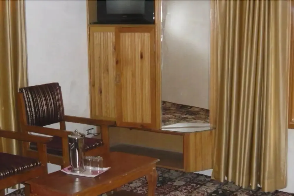 Шринагар: Hotel Akbar Inn