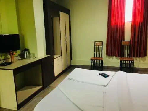 Бангалор: Kingston Palace Hotel