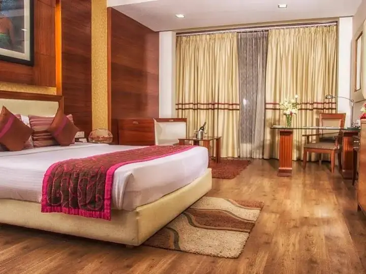 Дхарампур: Baba Resorts