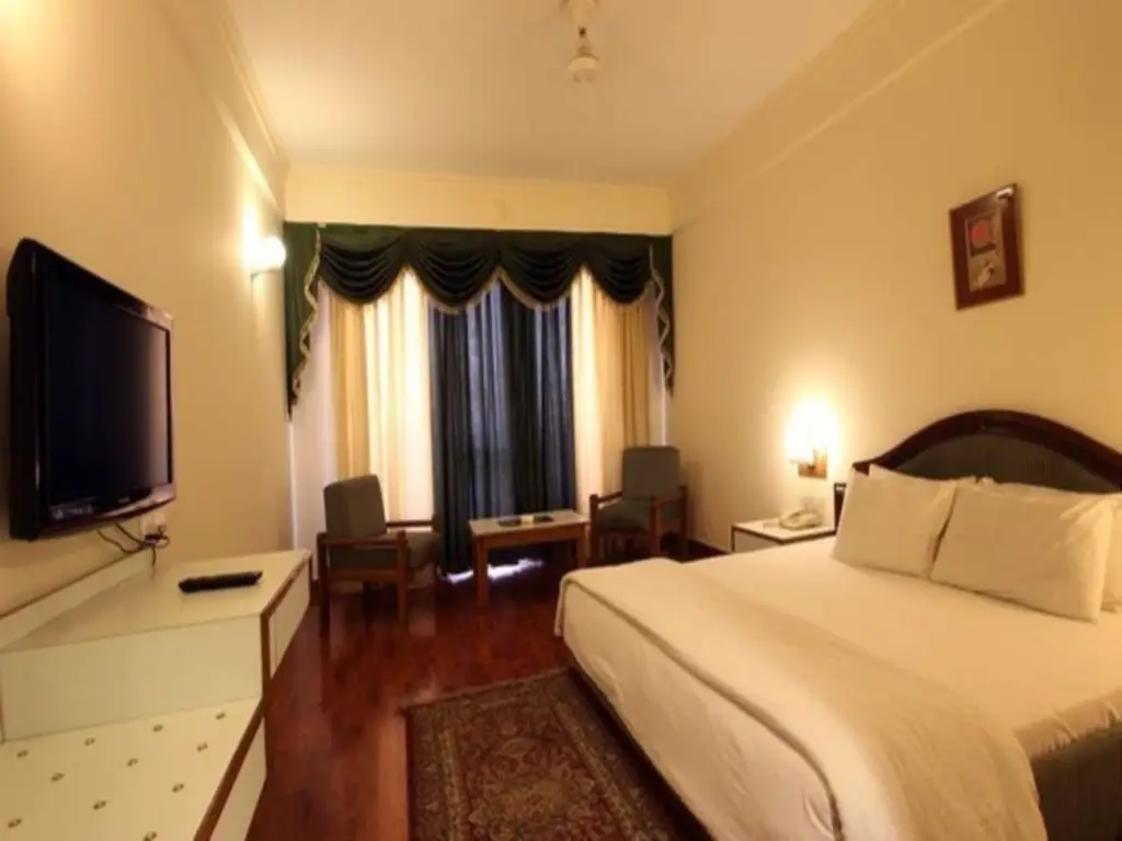 Шахджаханпур: Shiva Oasis Resort