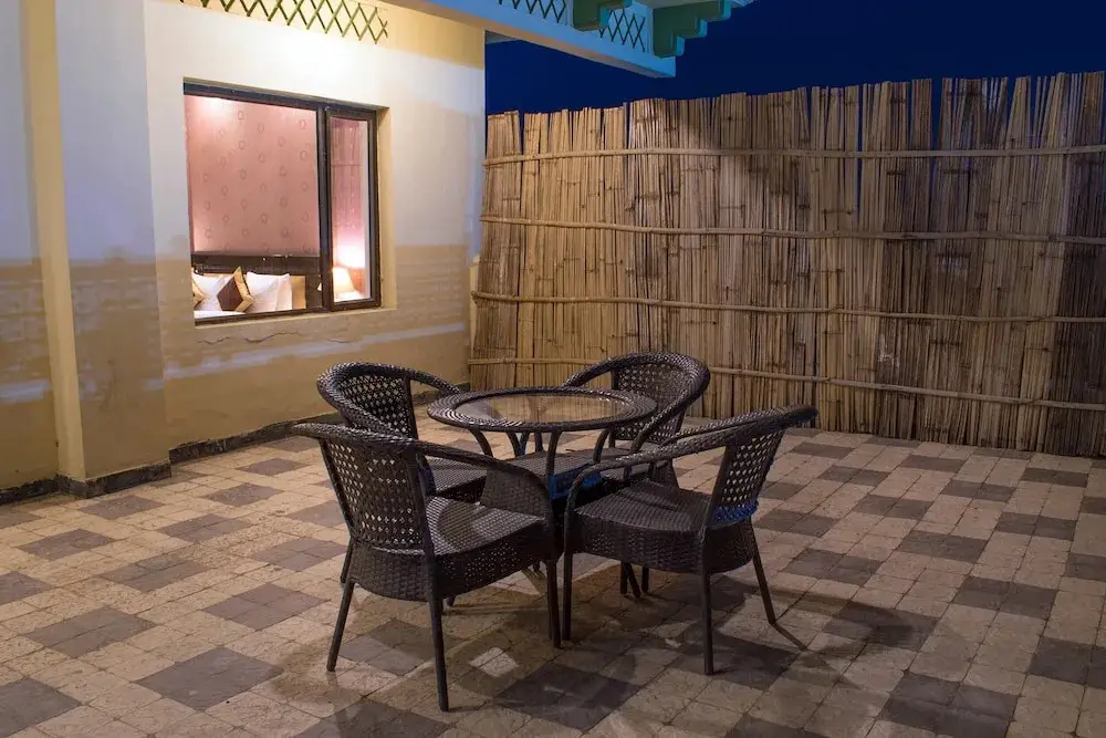Шахджаханпур: Shiva Oasis Resort
