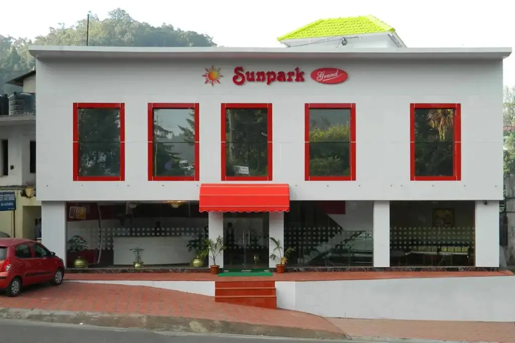 Ути: Sun Park Grand Hotel