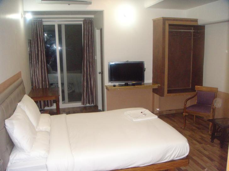 Лакхнау: Hotel Saubhagyam Residency