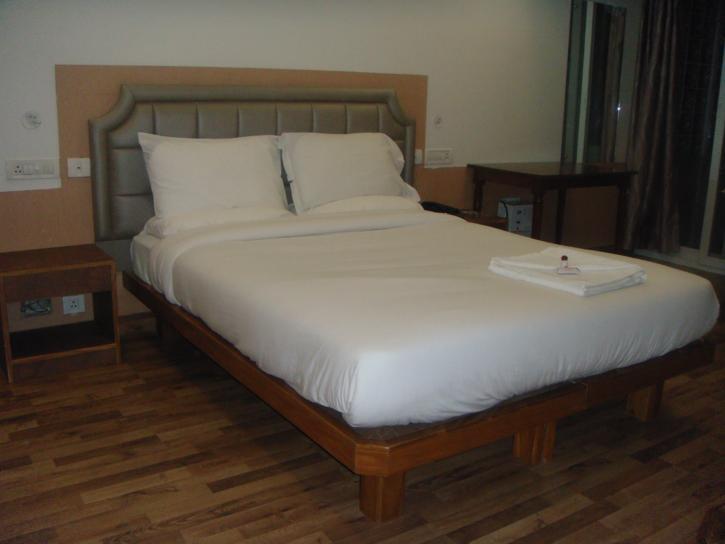 Лакхнау: Hotel Saubhagyam Residency