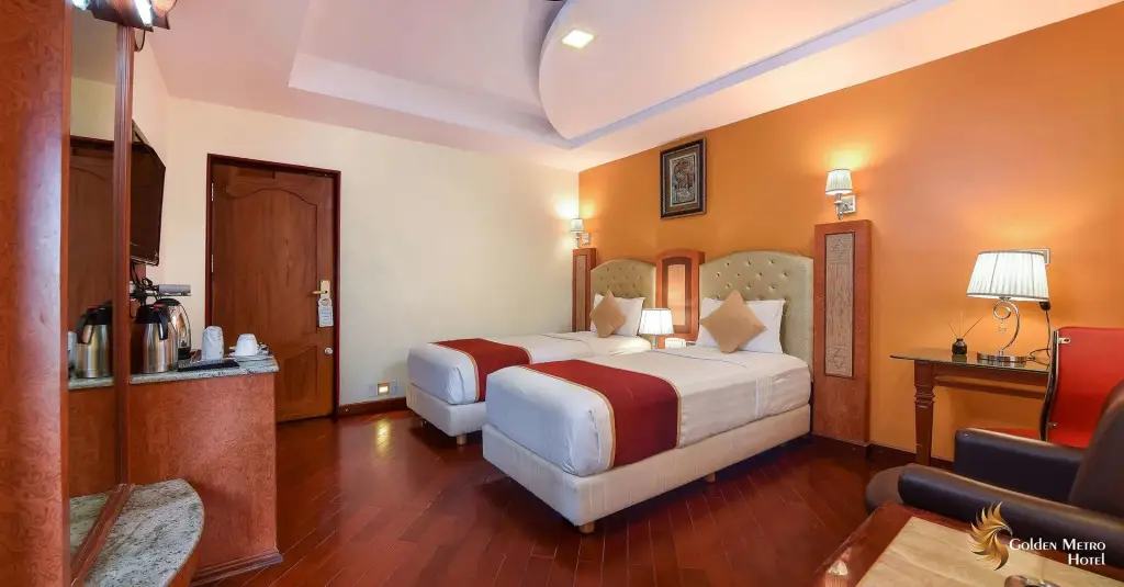 Бангалор: Golden Metro Hotel