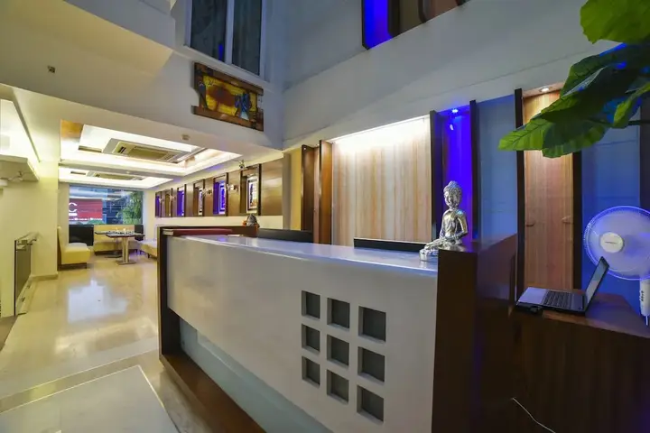 Нью-Дели: Hotel Raas Vilas