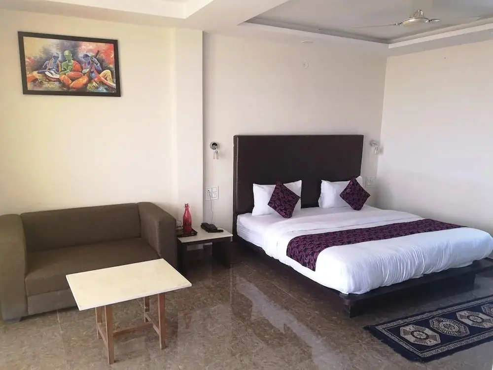Надди: Dal Lake Resort