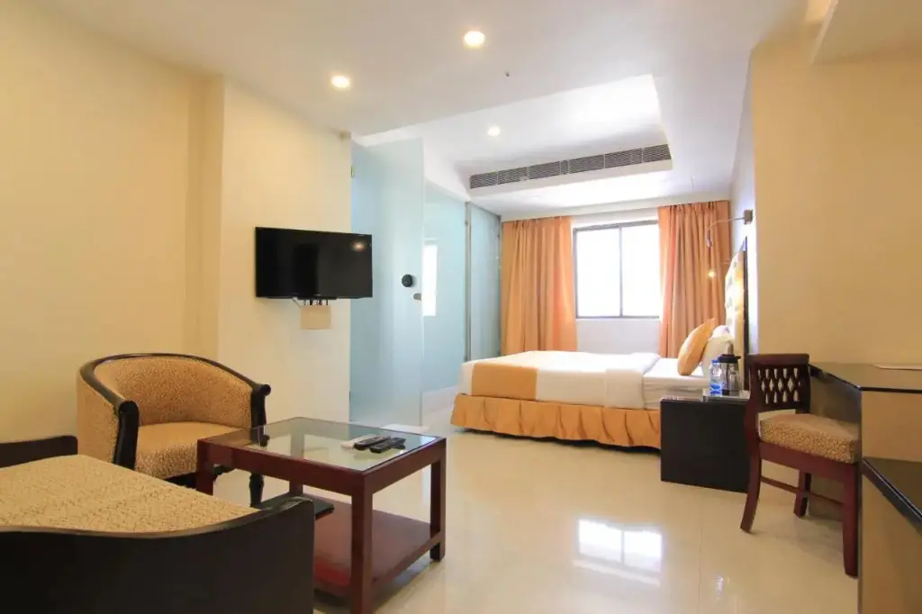 Колката: Hotel O2 Oxygen