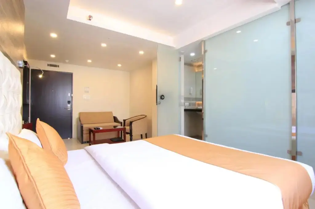 Колката: Hotel O2 Oxygen