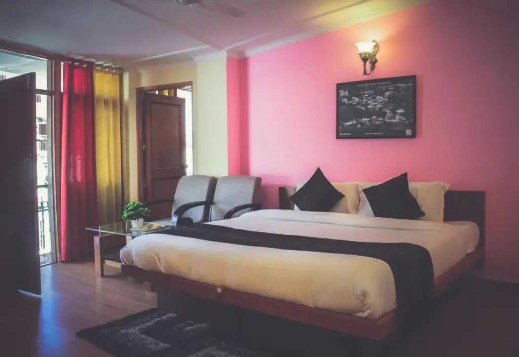 Дармсала: M Hotel & Restaurant