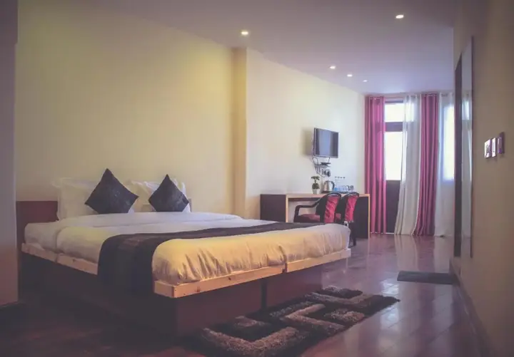 Дармсала: M Hotel & Restaurant